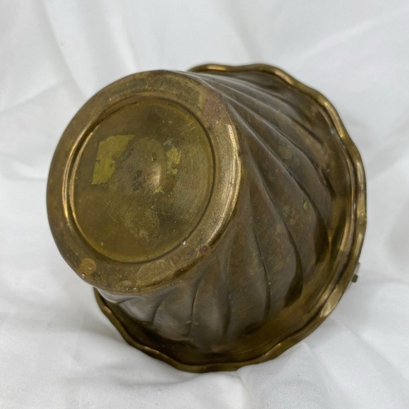 Solid Brass Basket with Folding Handle - Picture 4 of 4